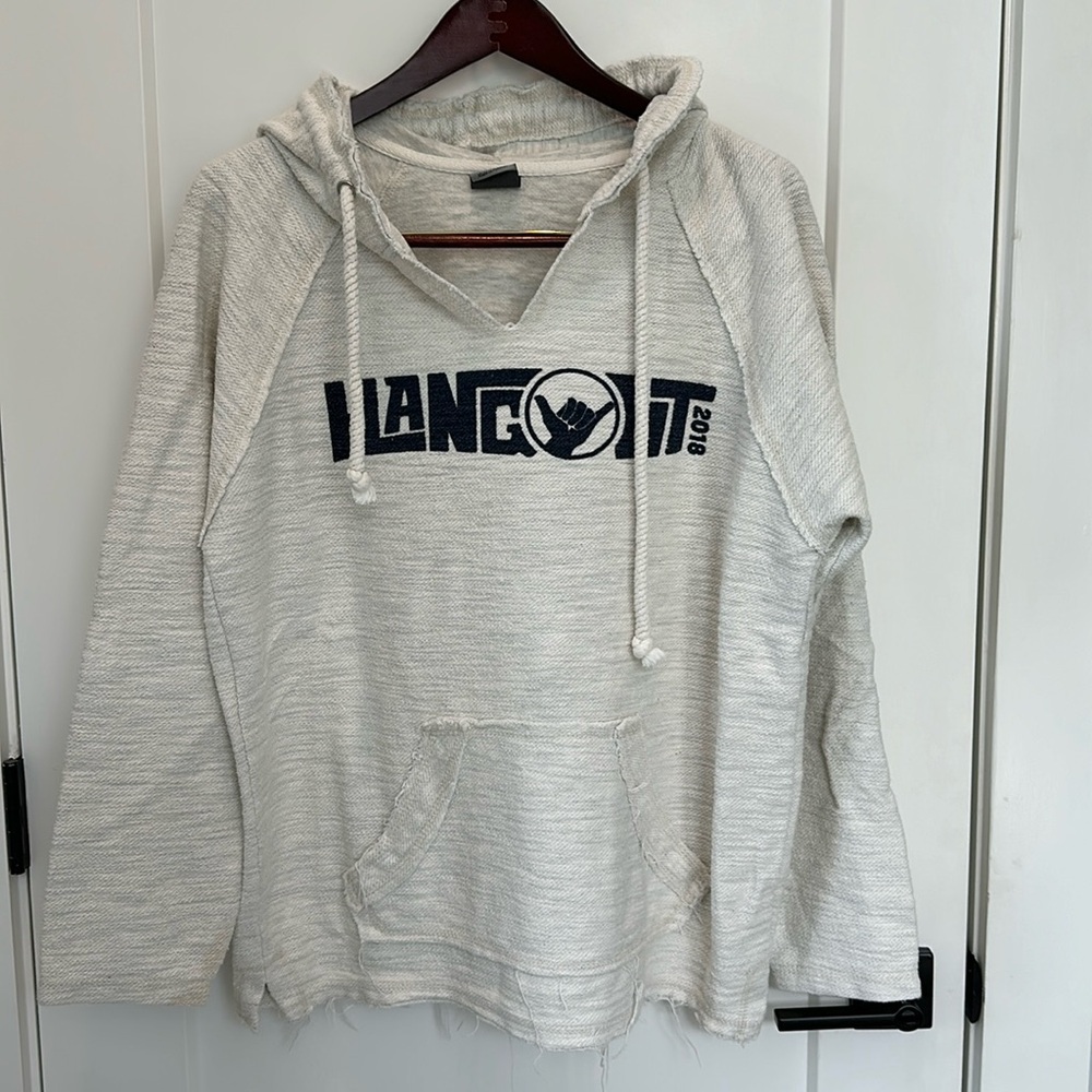 Vintage 2018 Hangout Fest Distressed Beach Hoodie Sweatshirt Relaxed Fit S Small